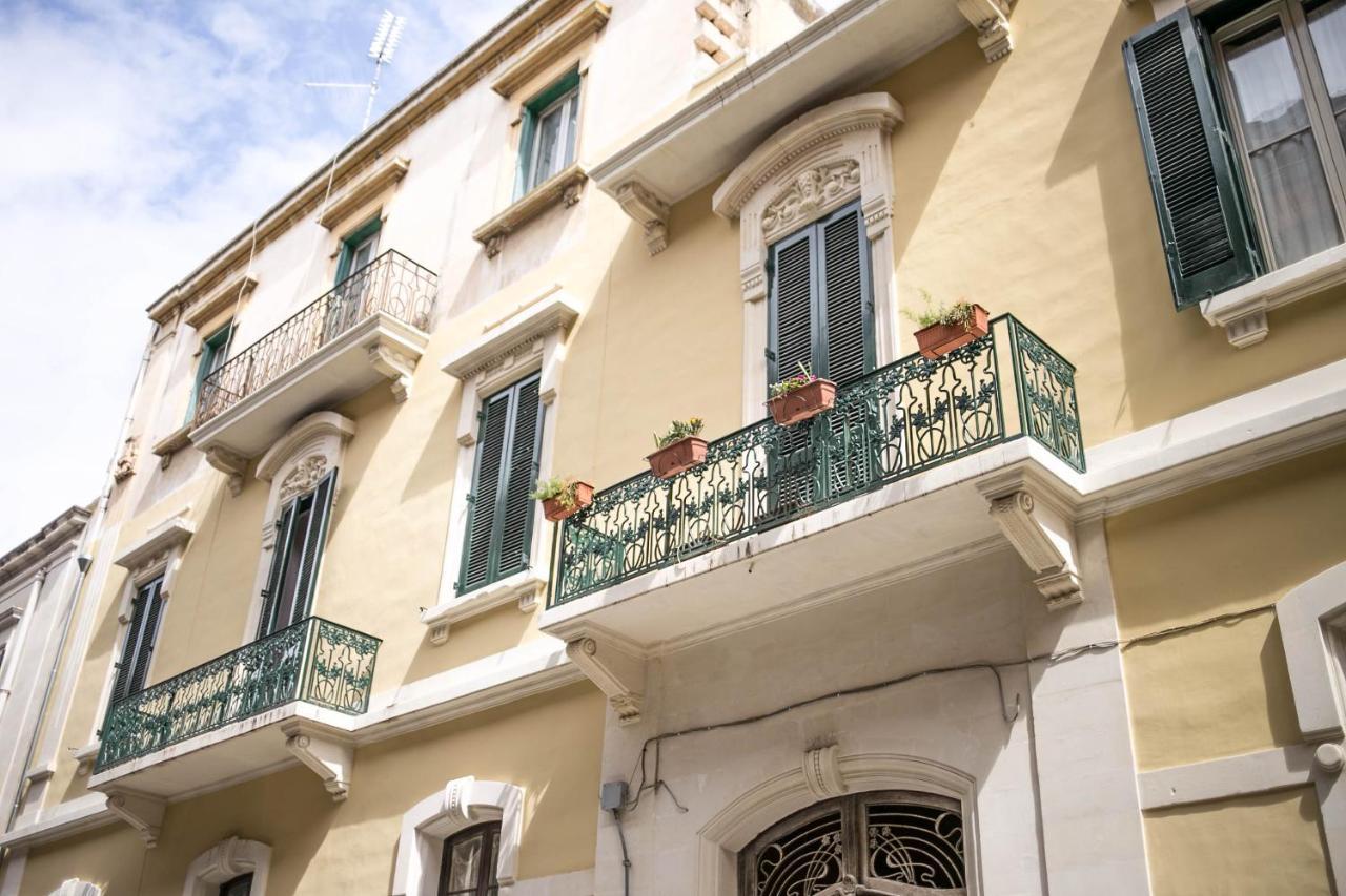 4 Balconi Liberty Apartments Лечче Екстер'єр фото