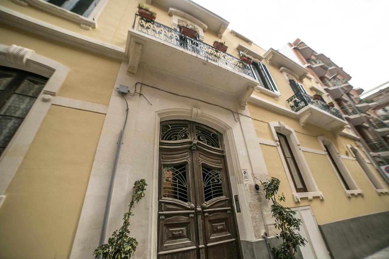 4 Balconi Liberty Apartments Лечче Екстер'єр фото