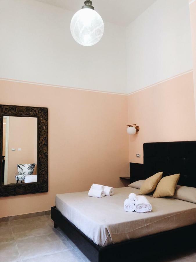4 Balconi Liberty Apartments Лечче Екстер'єр фото