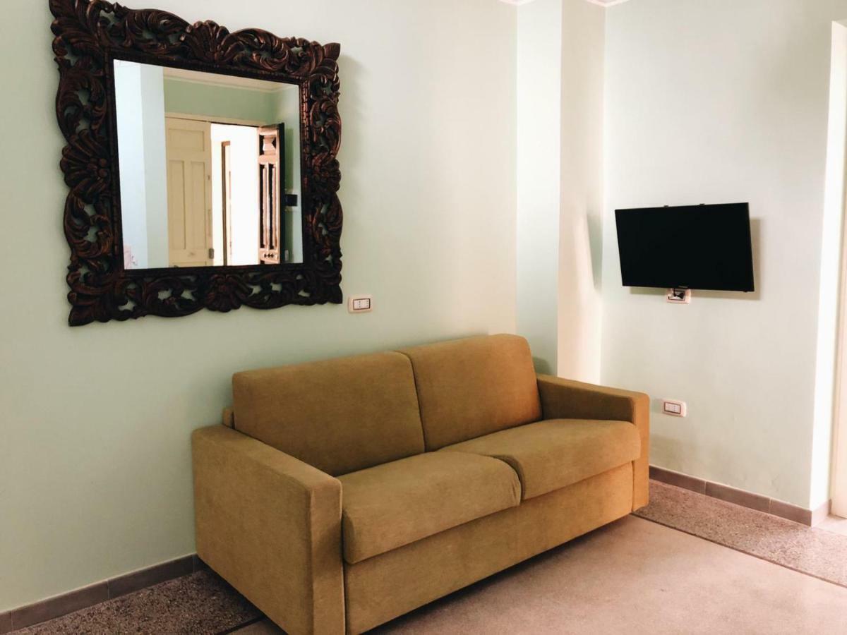 4 Balconi Liberty Apartments Лечче Екстер'єр фото