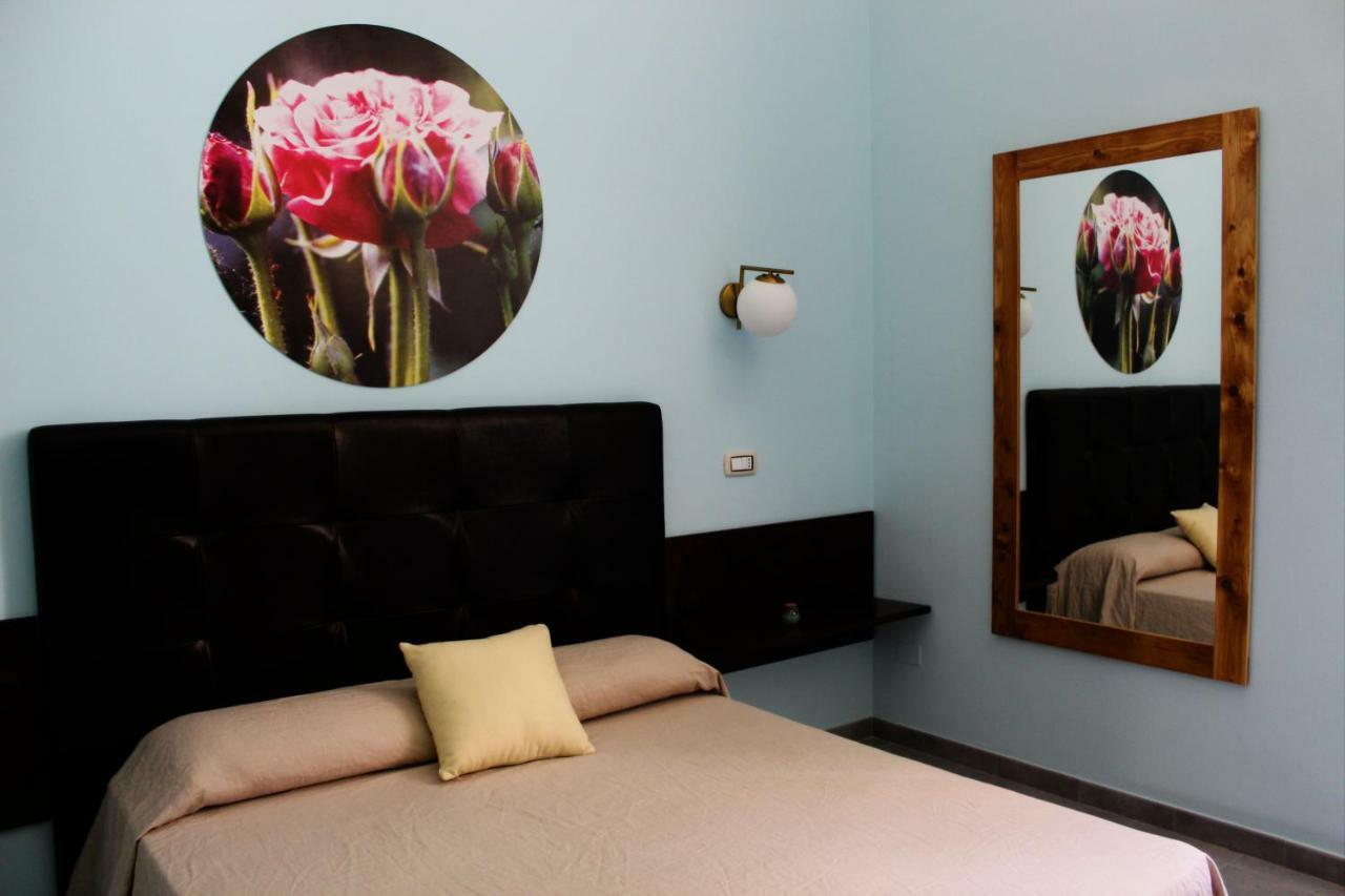 4 Balconi Liberty Apartments Лечче Екстер'єр фото