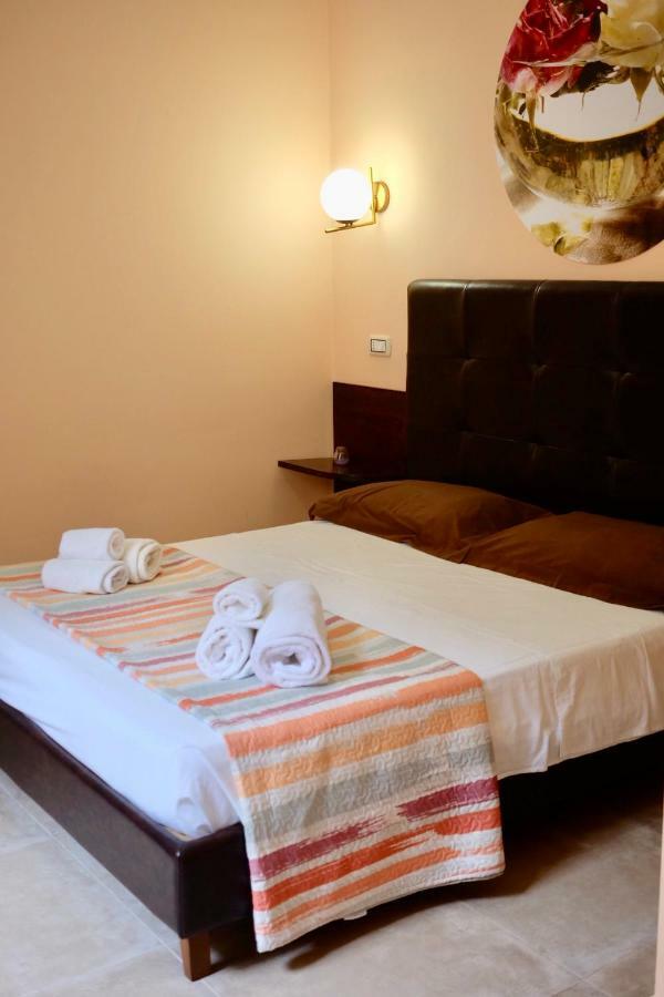 4 Balconi Liberty Apartments Лечче Екстер'єр фото