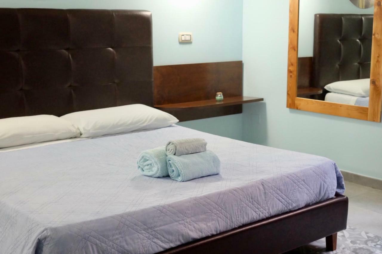 4 Balconi Liberty Apartments Лечче Екстер'єр фото