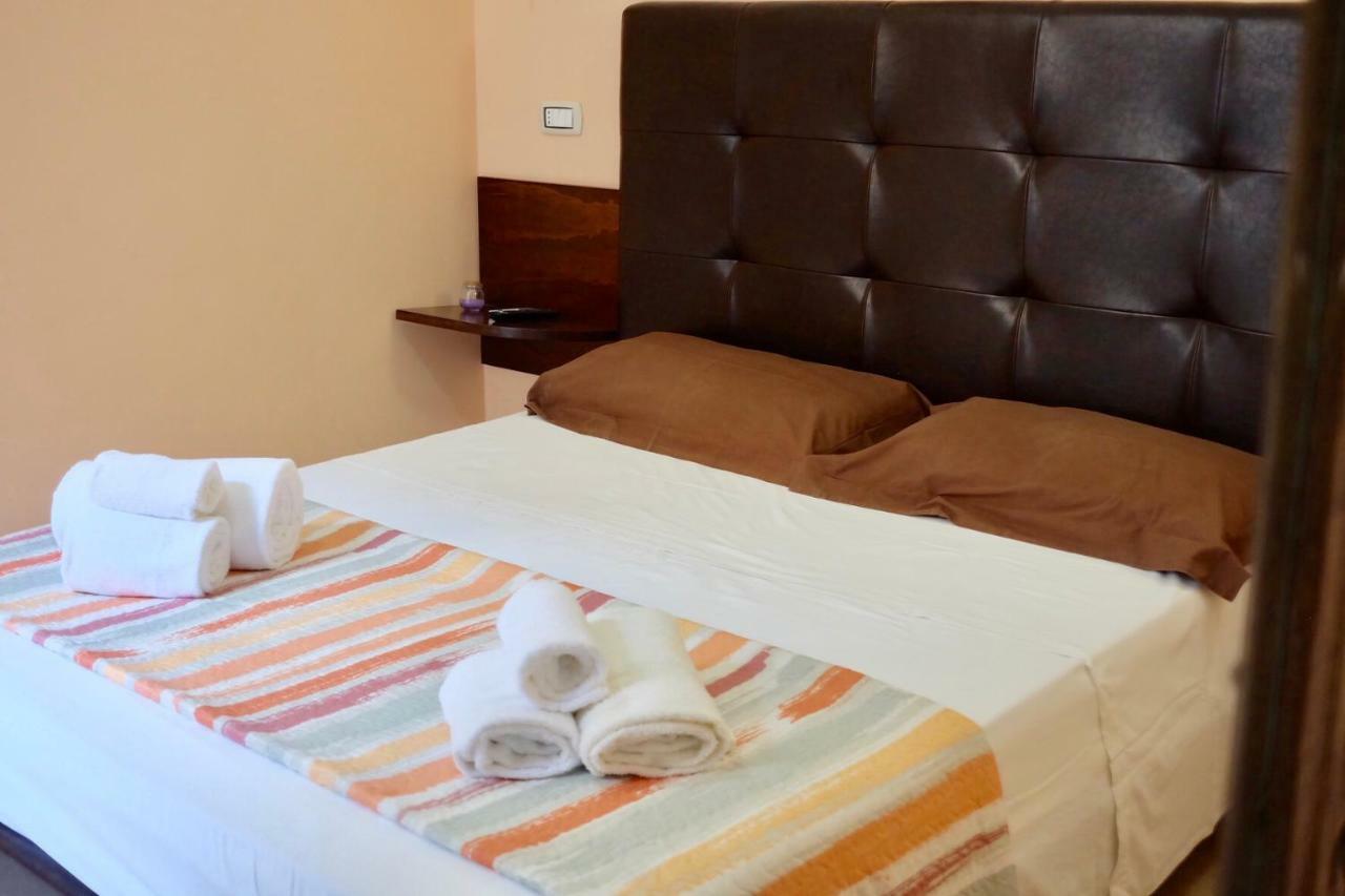 4 Balconi Liberty Apartments Лечче Екстер'єр фото