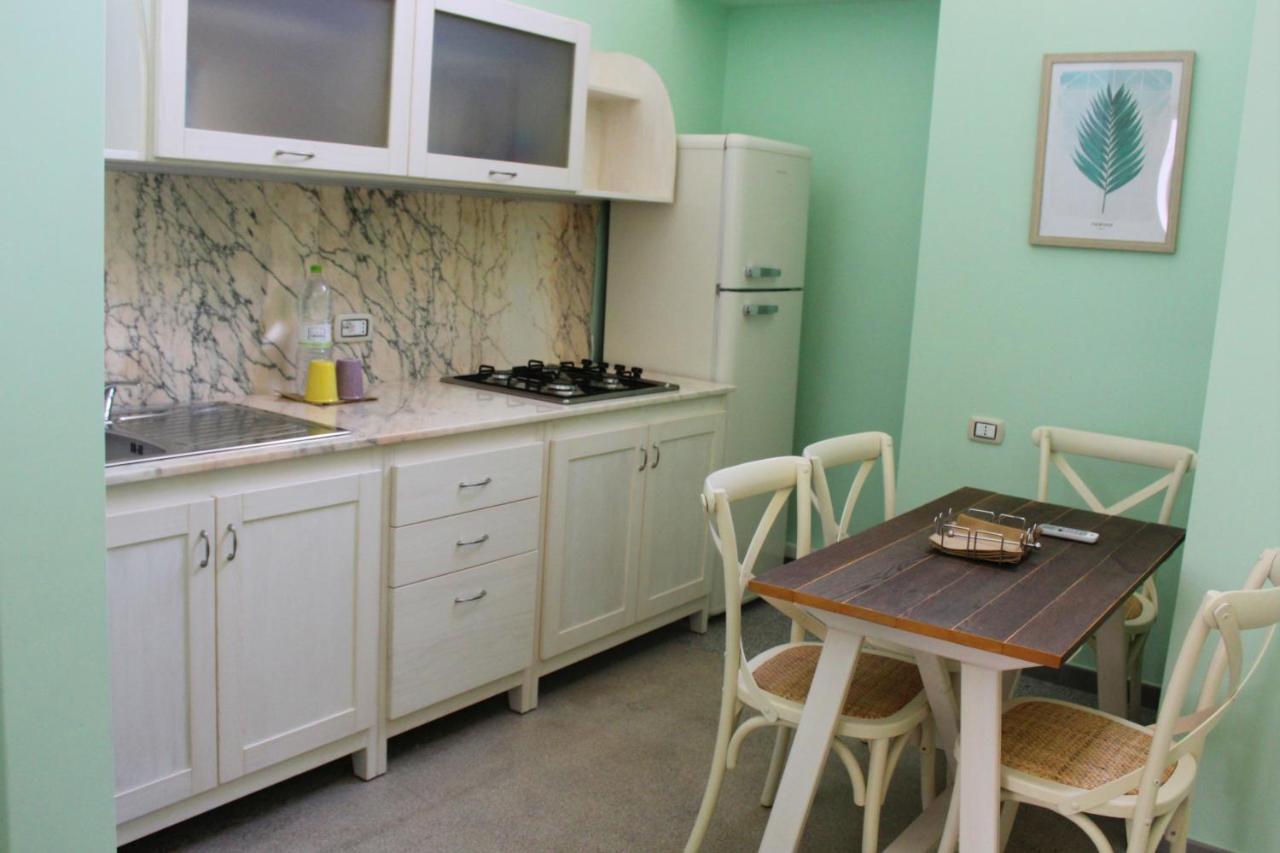 4 Balconi Liberty Apartments Лечче Екстер'єр фото